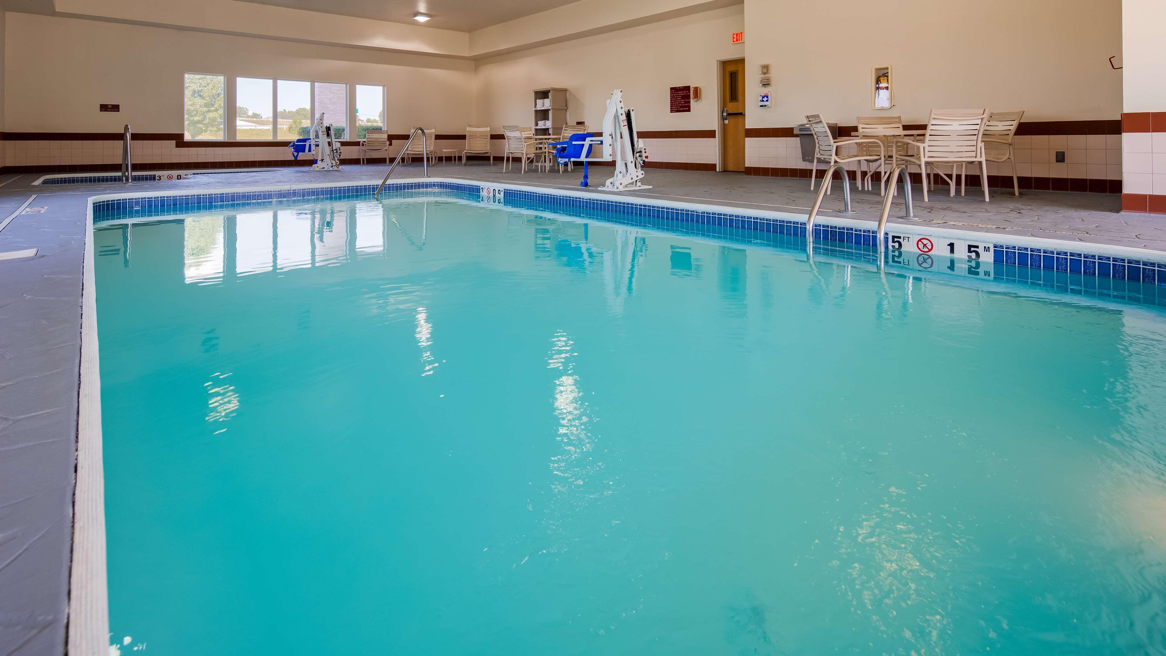 Best Western Wapakoneta Inn Екстериор снимка