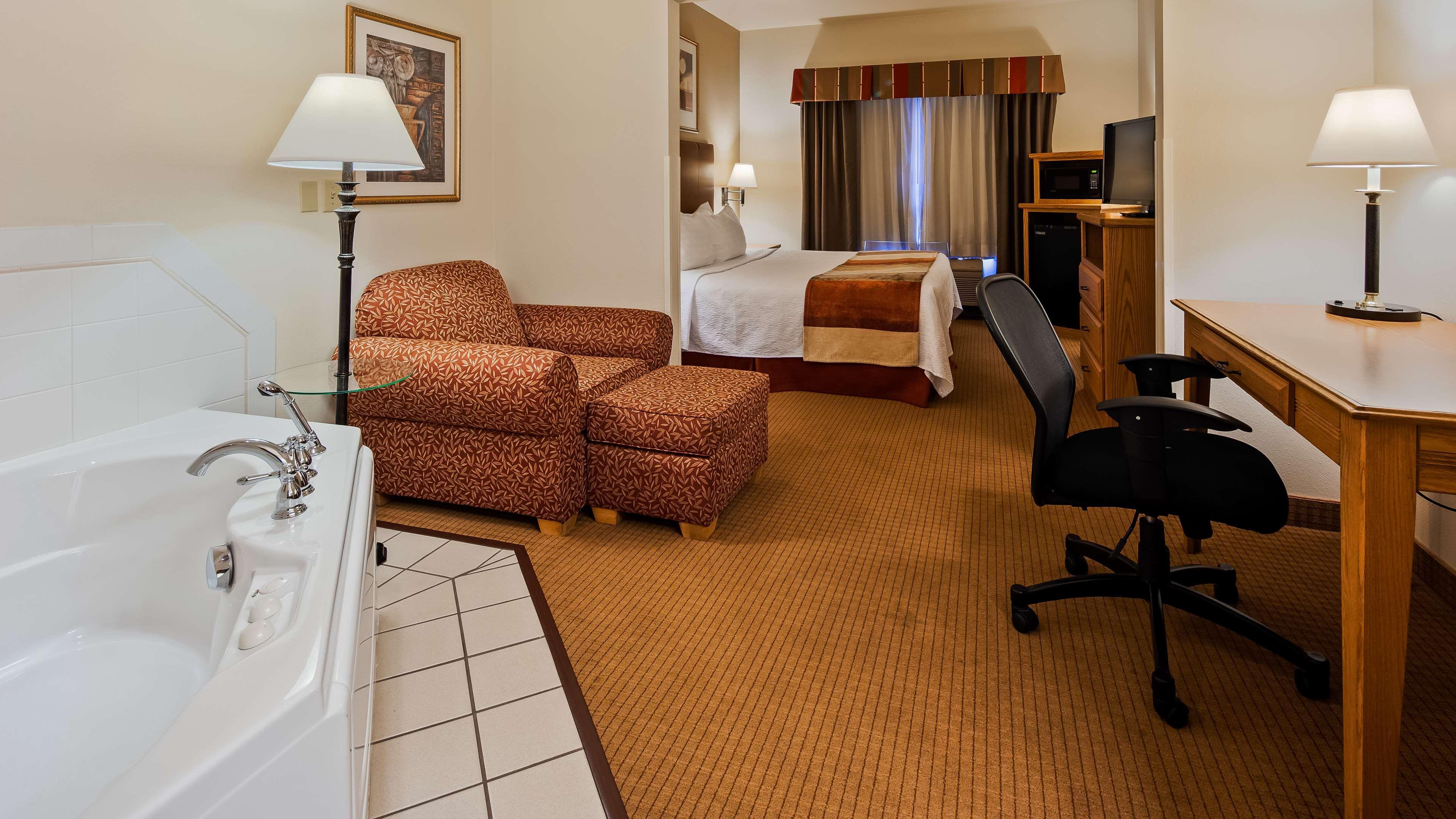 Best Western Wapakoneta Inn Екстериор снимка