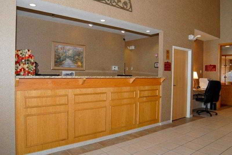 Best Western Wapakoneta Inn Екстериор снимка