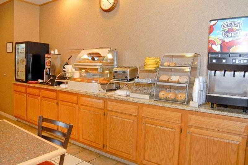 Best Western Wapakoneta Inn Екстериор снимка